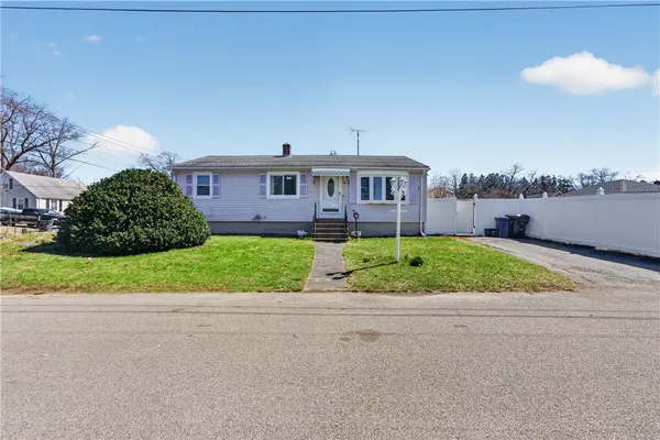 $389,900 | 88 Bly Street, Warwick, RI 02888