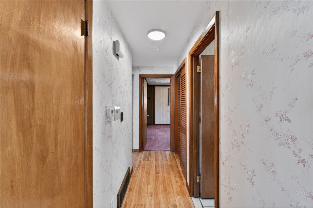 88 Bly Street Warwick, RI 02888 - Photo 16 of 33