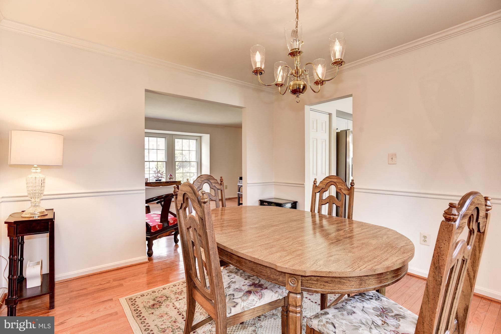 9519 Stoneoak Road Baltimore, MD 21236 - Photo 6 of 39 Dining Room