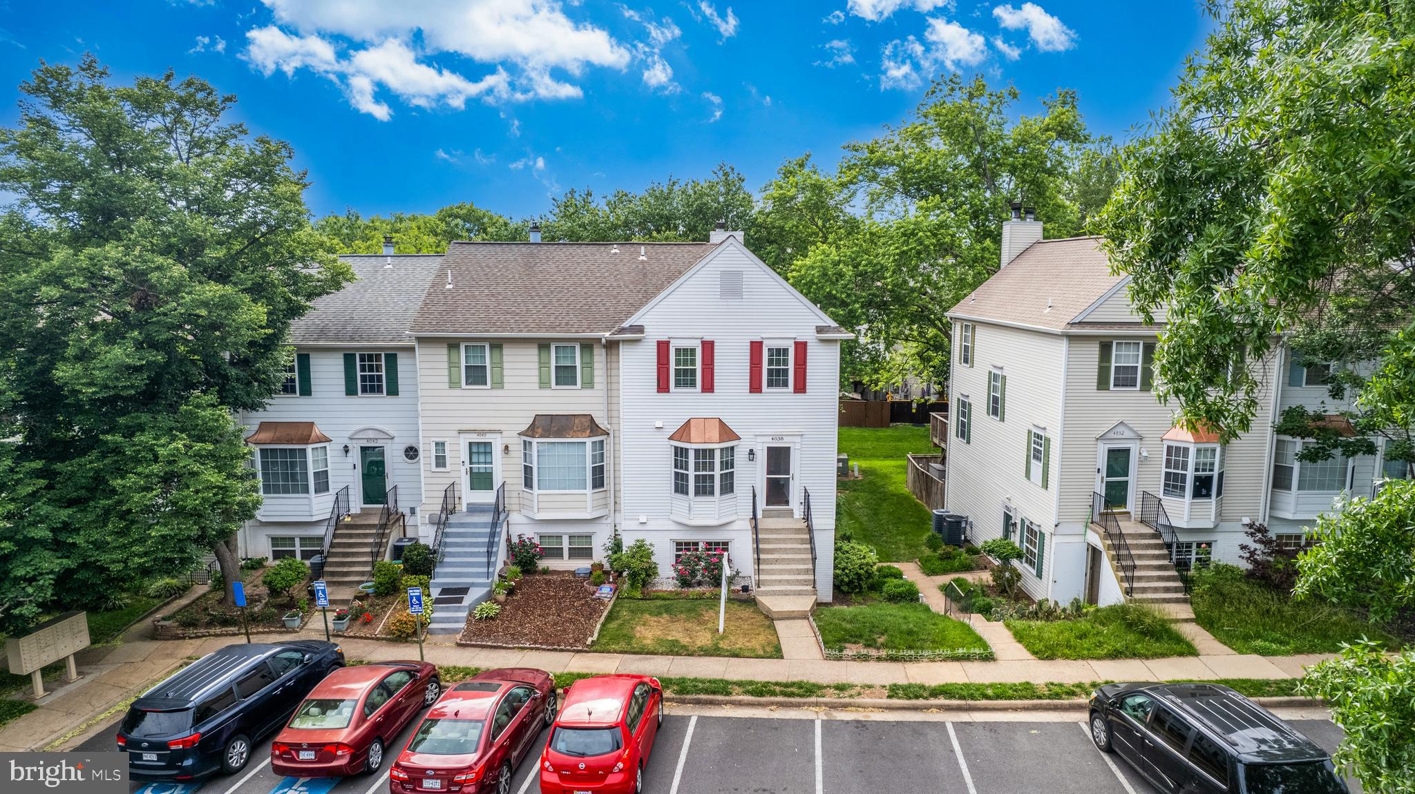 4038 Spring Run Court, Unit 7A Chantilly, VA 20151 - Photo 34 of 40 Gallery Image 34