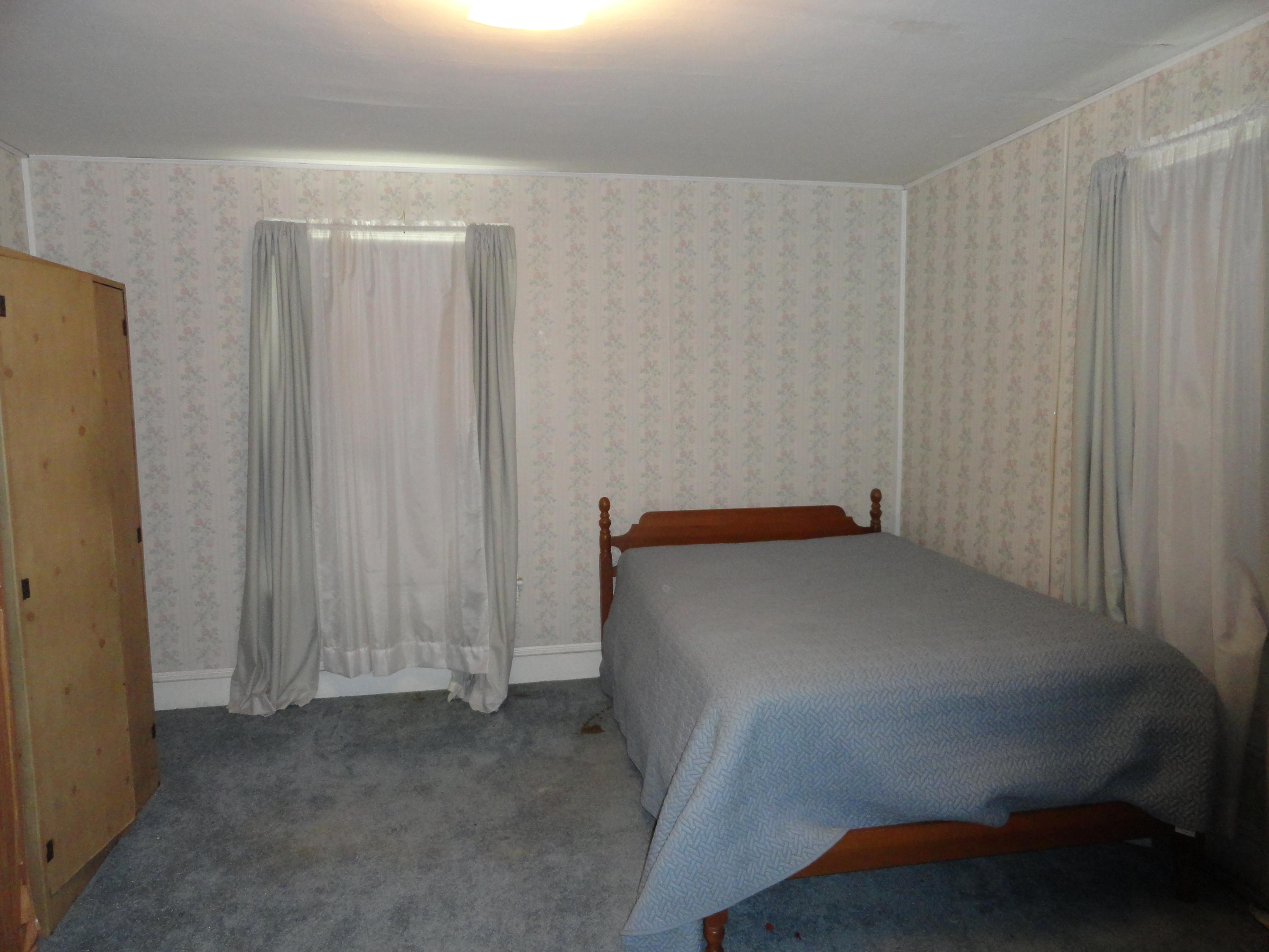 244 Roxbury Street Clifton Forge, VA 24422 - Photo 12 of 15 Bedroom Upper