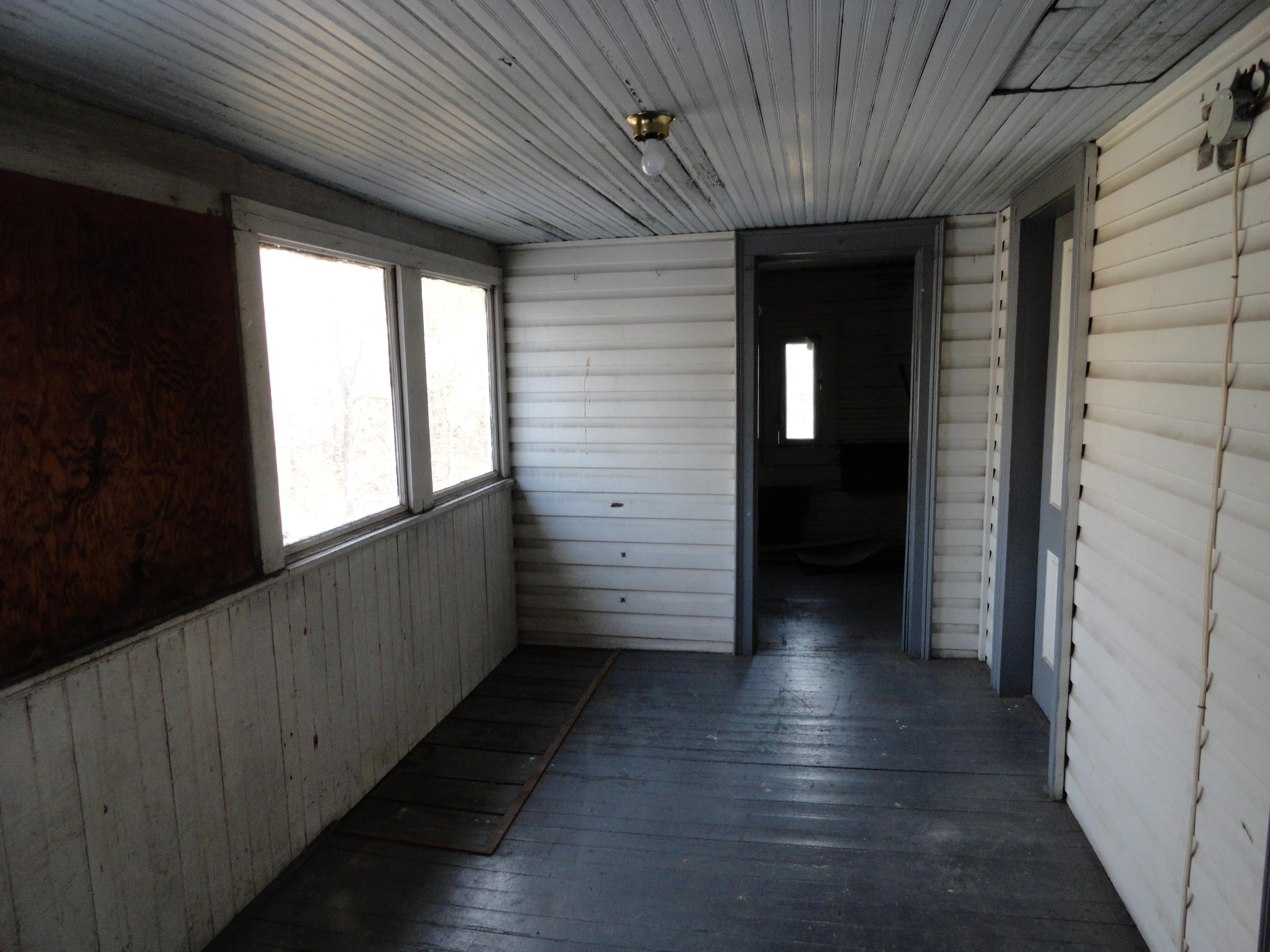 244 Roxbury Street Clifton Forge, VA 24422 - Photo 15 of 15 Enclosed Porch Upper