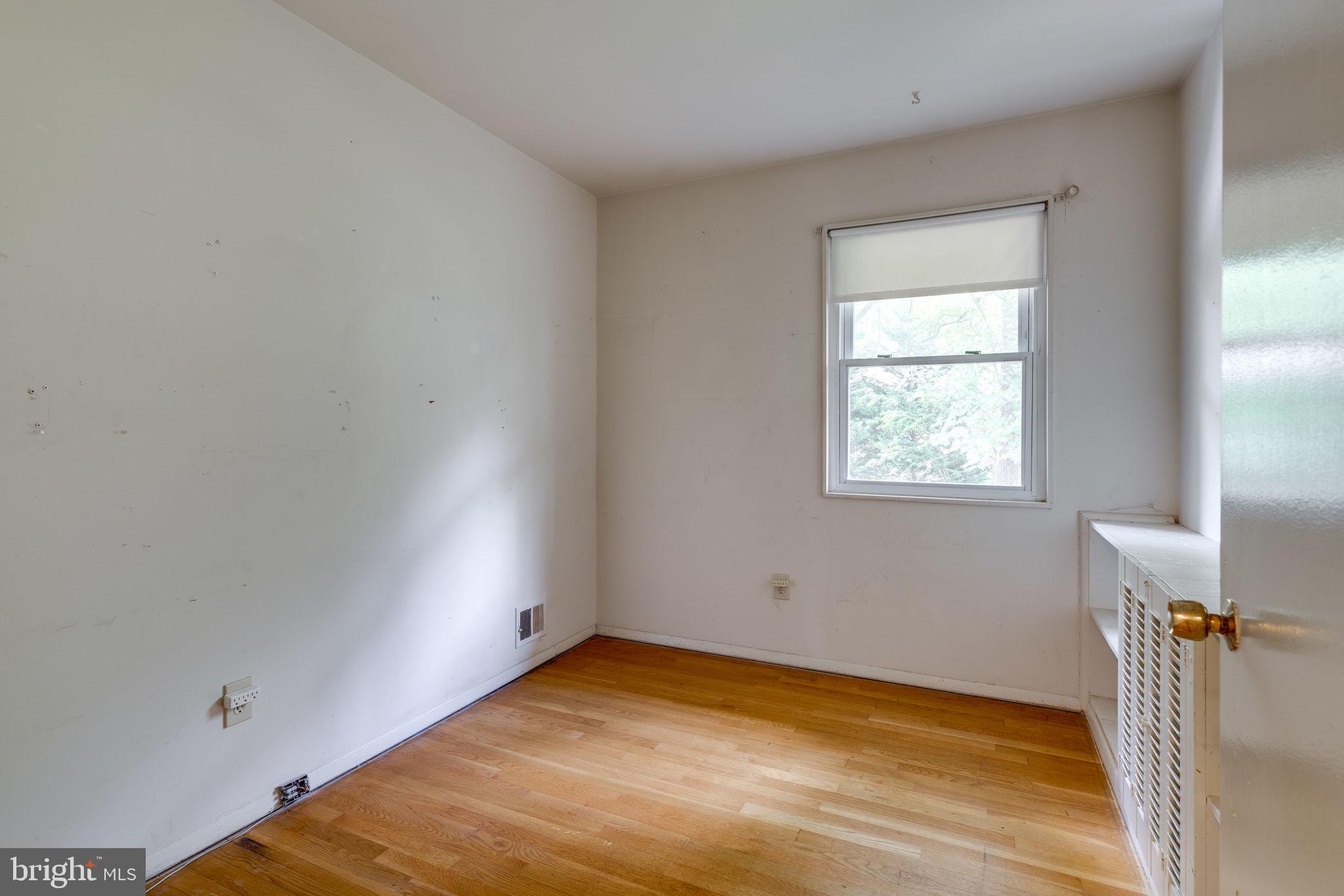 7410 Long Pine Drive Springfield, VA 22151 - Photo 11 of 53