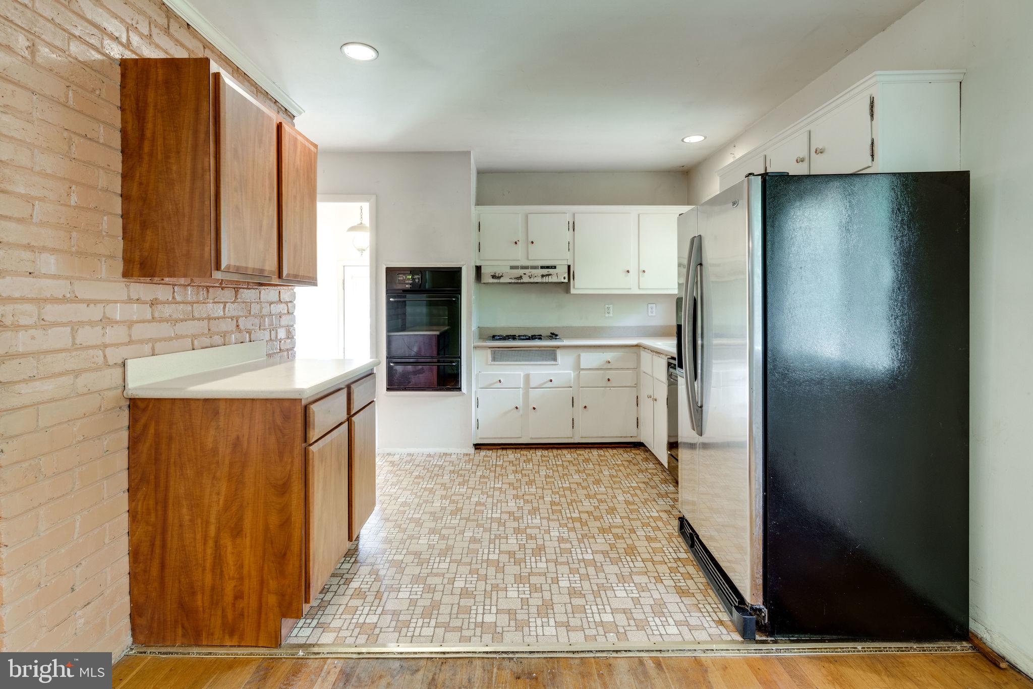 7410 Long Pine Drive Springfield, VA 22151 - Photo 22 of 53 Kitchen