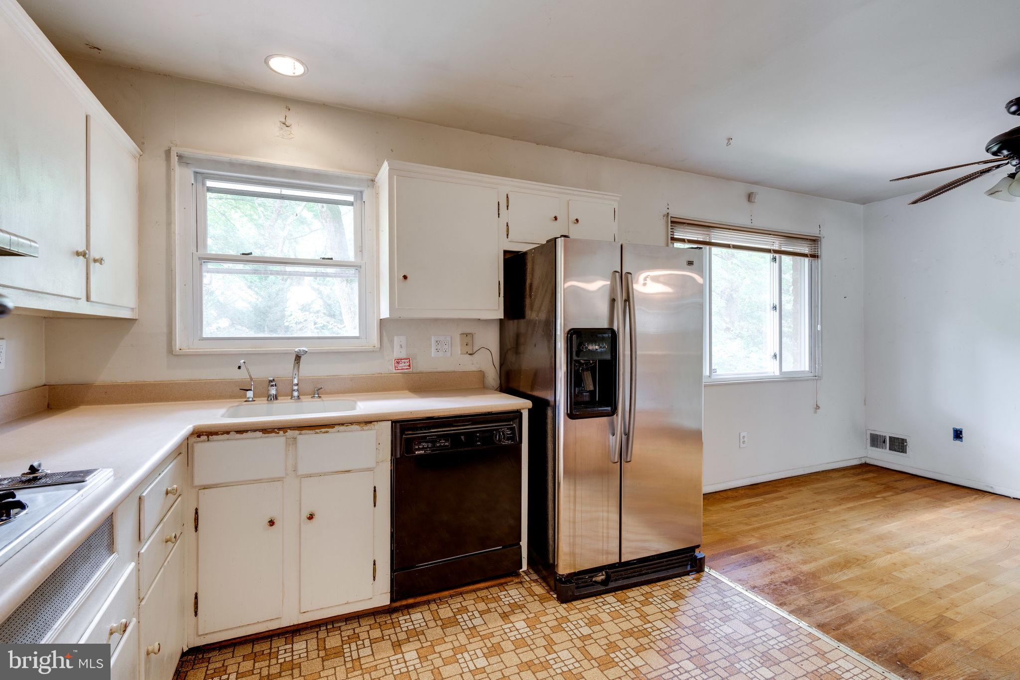 7410 Long Pine Drive Springfield, VA 22151 - Photo 26 of 53 Kitchen