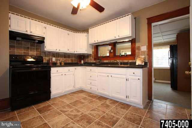 955 Felton Road Red Lion, PA 17356 - Photo 7 of 24