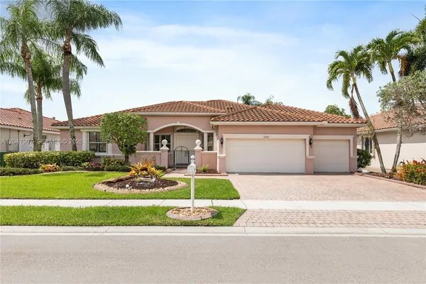 $1,099,000 | 18500 Southwest 7th Street, Pembroke Pines, FL 33029