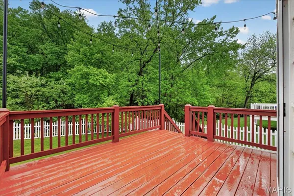 $499,900 | 426 Buckhurst Drive, Ballwin, MO 63021
