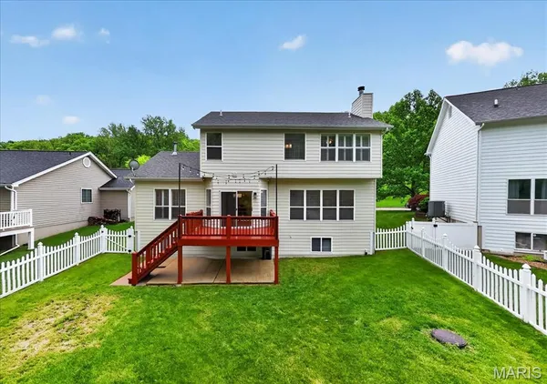$499,900 | 426 Buckhurst Drive, Ballwin, MO 63021