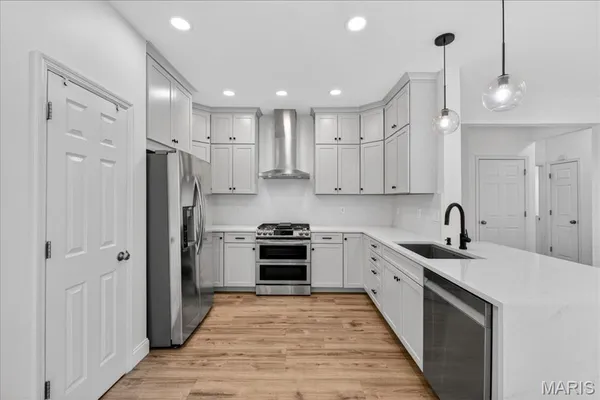 $499,900 | 426 Buckhurst Drive, Ballwin, MO 63021