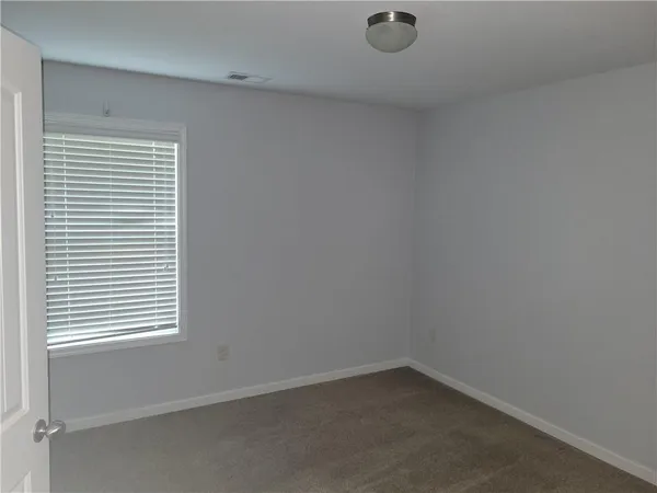 $1,900 | 573 Arrowhead Drive, Dallas, GA 30132