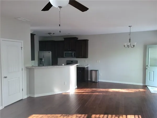 $1,900 | 573 Arrowhead Drive, Dallas, GA 30132