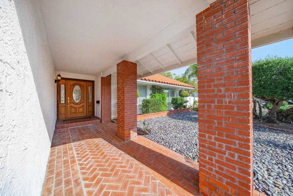 17205 Montero Road San Diego, CA 92128 - Photo 4 of 46