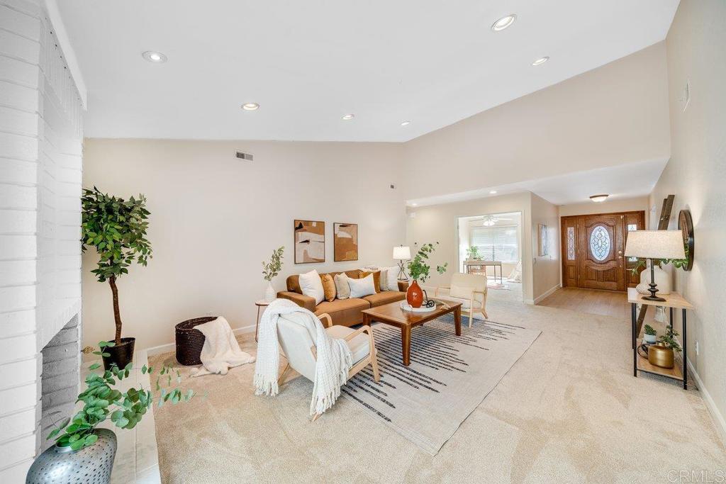 17205 Montero Road San Diego, CA 92128 - Photo 10 of 46