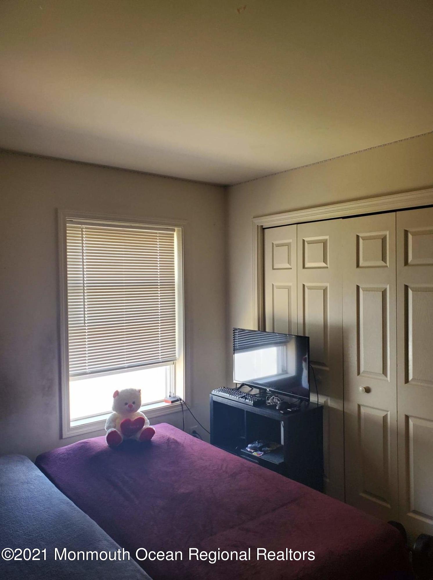 2106 Patton Road Toms River, NJ 08753 - Photo 3 of 13 received_184669883333402