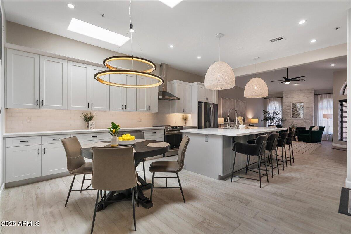 7955 East Chaparral Road, Unit 125 Scottsdale, AZ 85250 - Photo 20 of 56 Dining Area