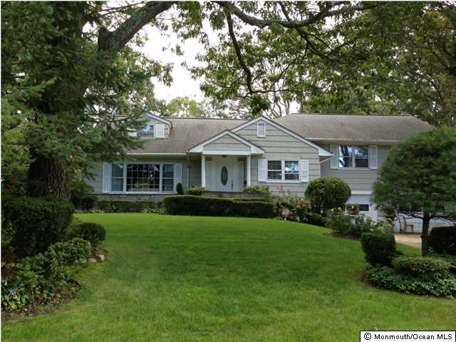 119 Pitney Avenue Spring Lake, NJ 07762 - Photo 1 of 3 Primary Photo