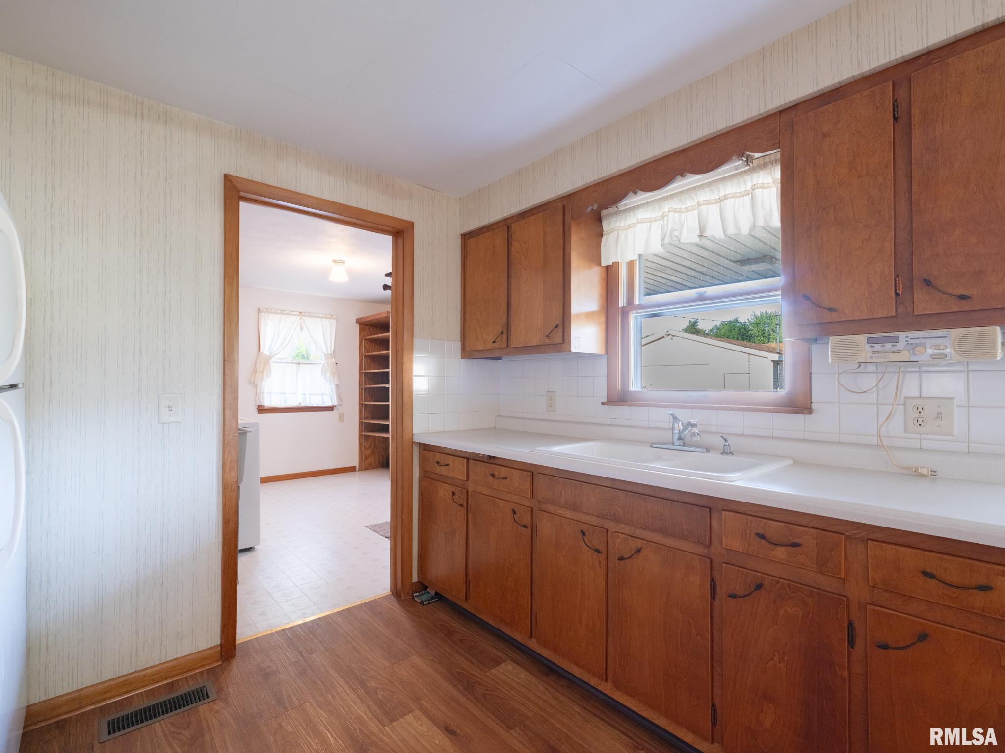 13324 Cedar Street Manito, IL 61546 - Photo 18 of 53