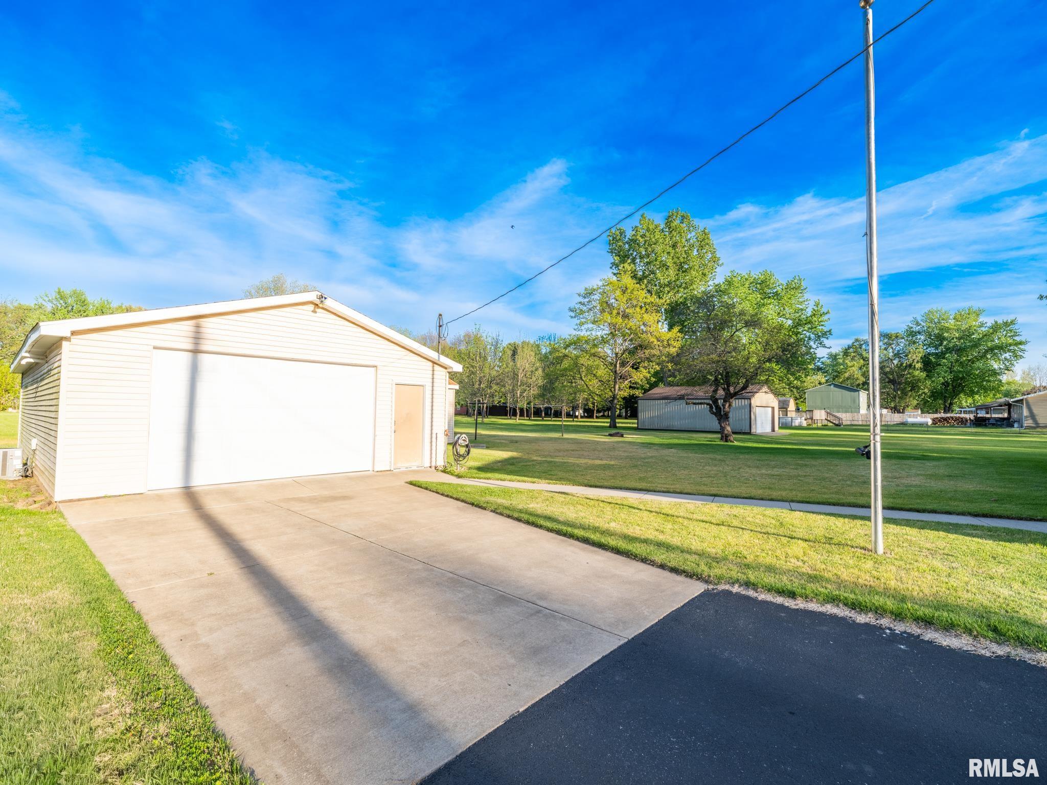 13324 Cedar Street Manito, IL 61546 - Photo 48 of 53