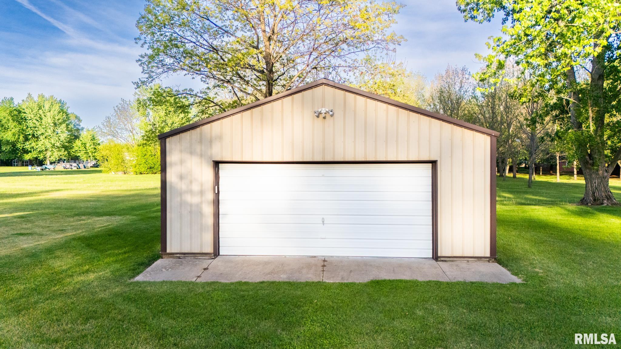 13324 Cedar Street Manito, IL 61546 - Photo 51 of 53