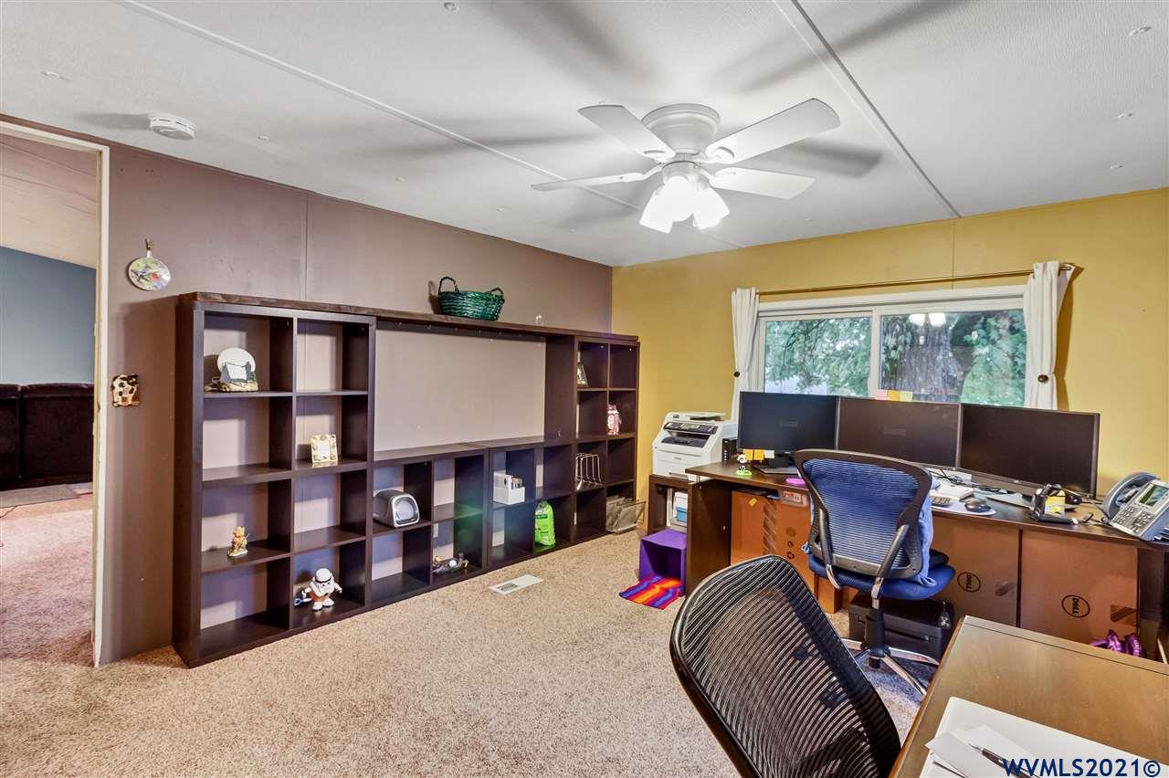 34505 Riverside Drive, Unit 22 Albany, OR 97321 - Photo 21 of 28 Gallery Image 21