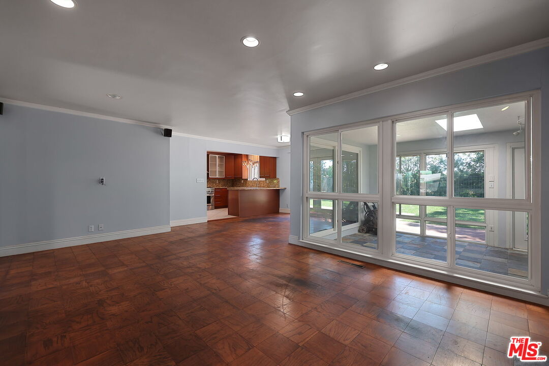 27108 Woodbrook Road Rancho Palos Verdes, CA 90275 - Photo 11 of 35 Gallery Image 11