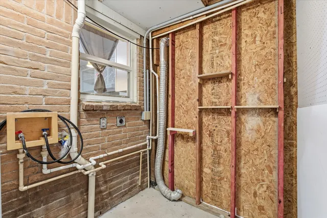 $1,200 | 831 Terryhollow Street, Channelview, TX 77530