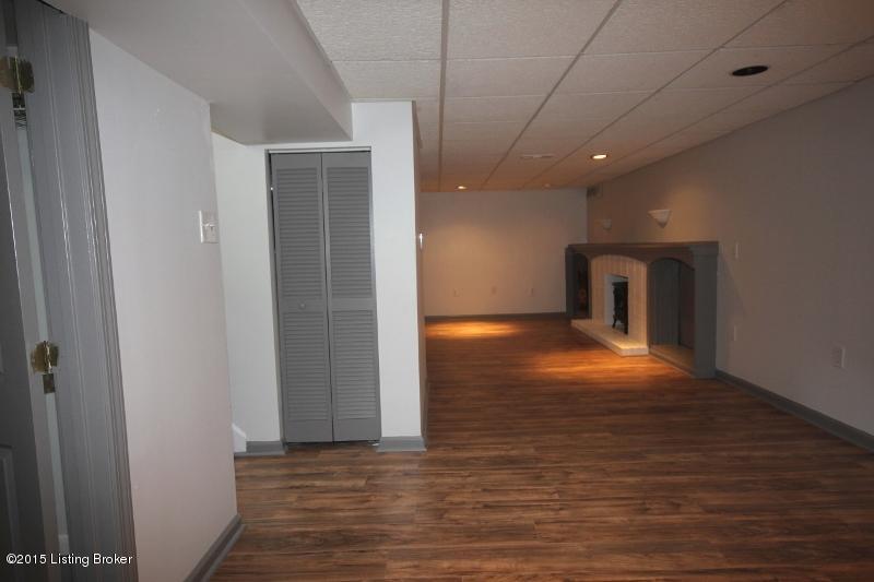 6310 Fernview Road Louisville, KY 40291 - Photo 24 of 37 3d (800x533)