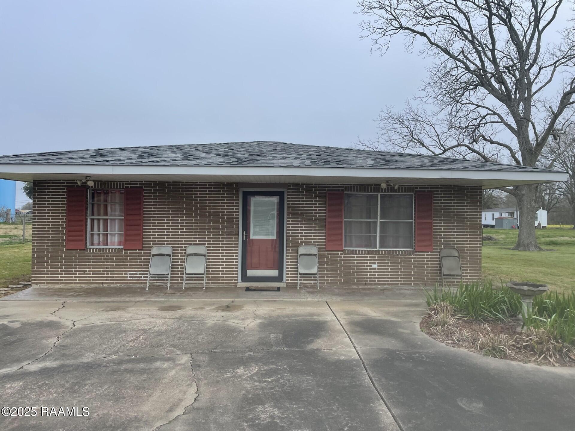 2307 South Chataignier Road Ville Platte, LA 70586 - Photo 17 of 23 thumbnail_IMG_0451