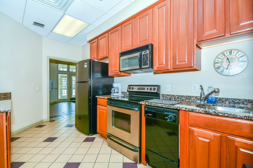 190 Chickering Road, Unit 103D North Andover, MA 01845 - Photo 15 of 17 Gallery Image 15