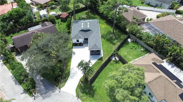 $4,800 | 10830 St Lucia Court, Bonita Springs, FL 34135