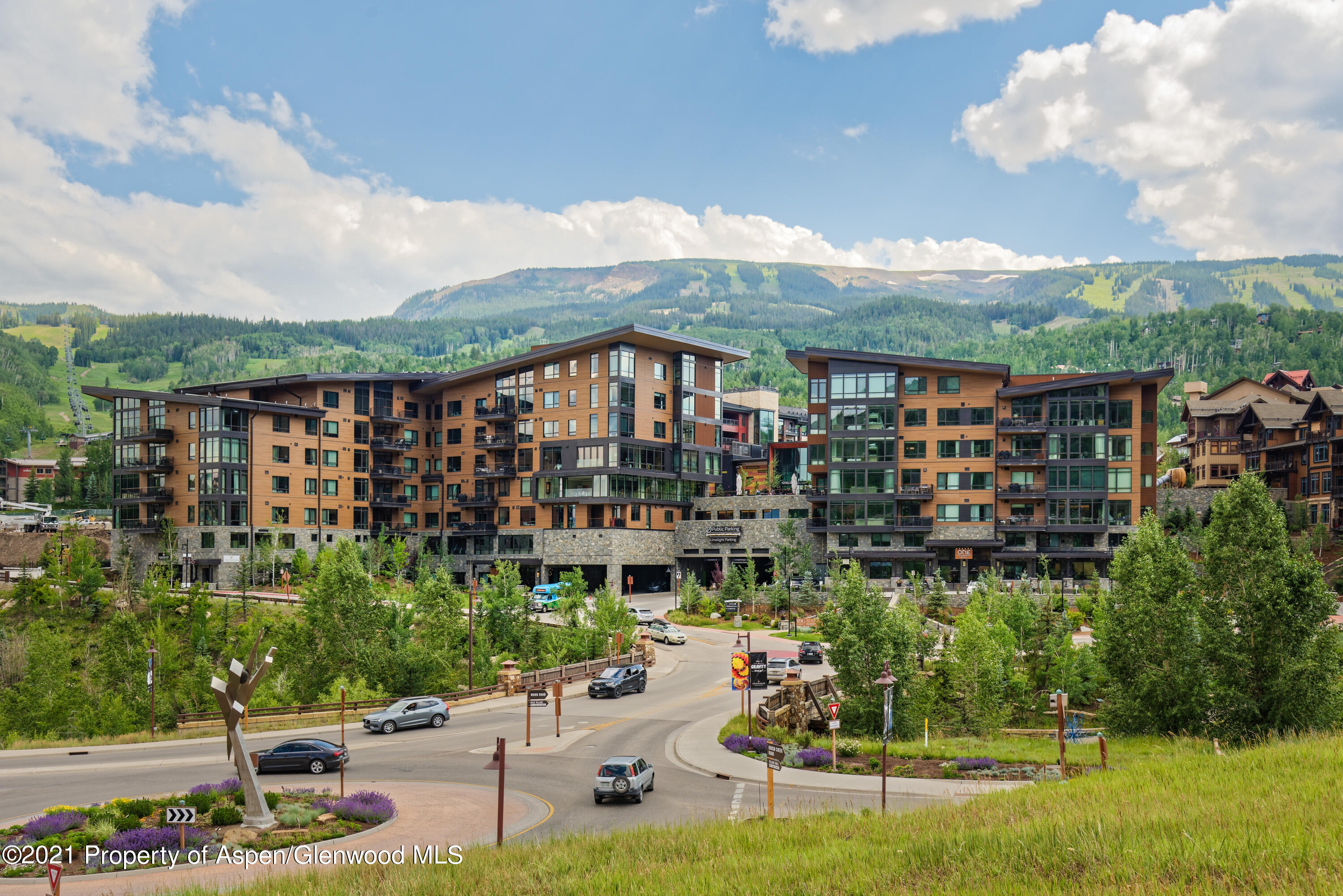 77 Wood Road, Unit 606 Snowmass Village, CO 81615 - Photo 13 of 15 One Snowmass 606E