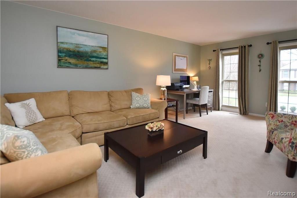 1645 North Kilburn Road Rochester Hills, MI 48306 - Photo 13 of 24