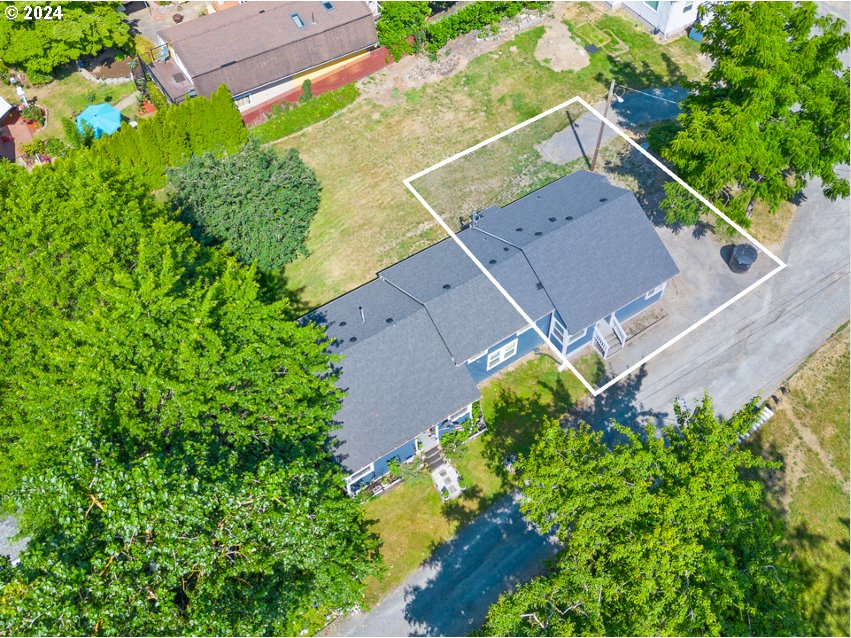 2311 Southwest 6th Avenue, Unit 6 Camas, WA 98607 - Photo 11 of 32 an aerial view of a house