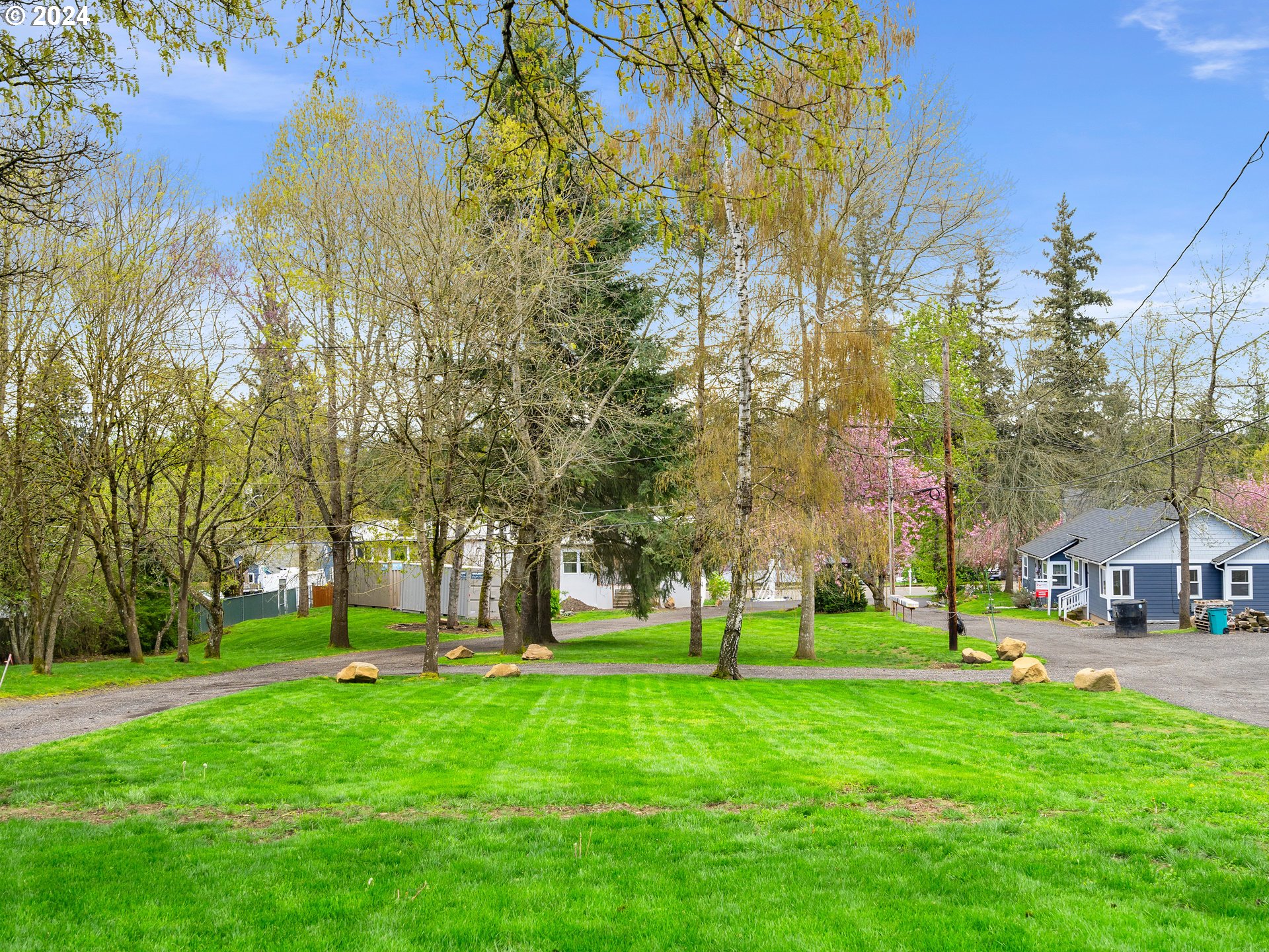 2311 Southwest 6th Avenue, Unit 6 Camas, WA 98607 - Photo 32 of 32 a view of park with tree s