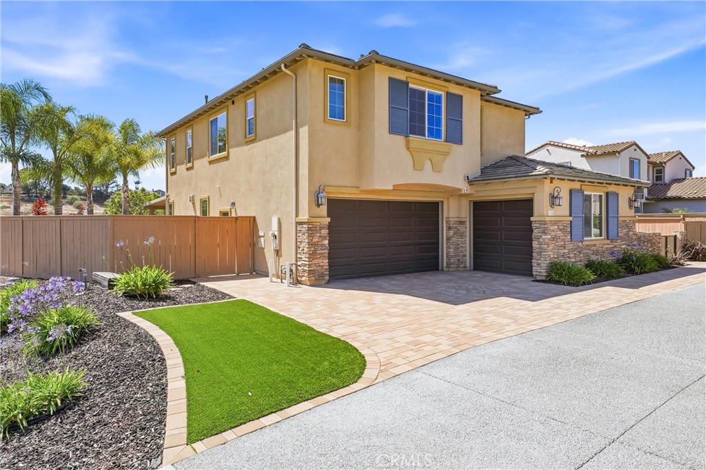 1128 Ocean Ridge Court Oceanside, CA 92056 - Photo 2 of 26