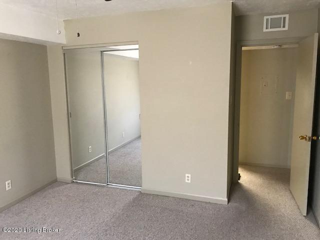 4030 Poplar Level Road, Unit 7 Louisville, KY 40213 - Photo 14 of 30 IMG_2285