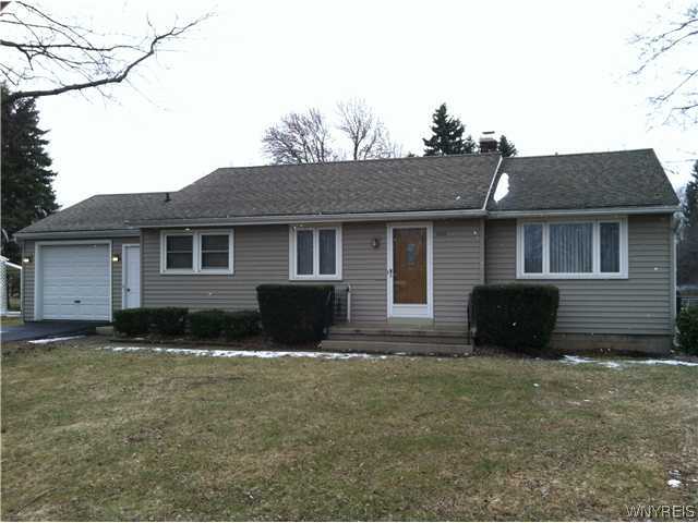 7202 Rochester Road Lockport Town, NY 14094 - Photo 1 of 1 Exterior Front