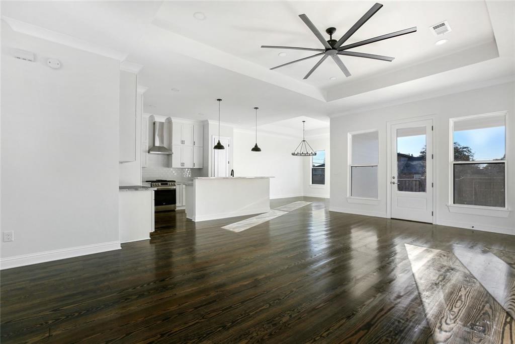 1604 Green Acres Road Metairie, LA 70003 - Photo 3 of 16 Gallery Image 3