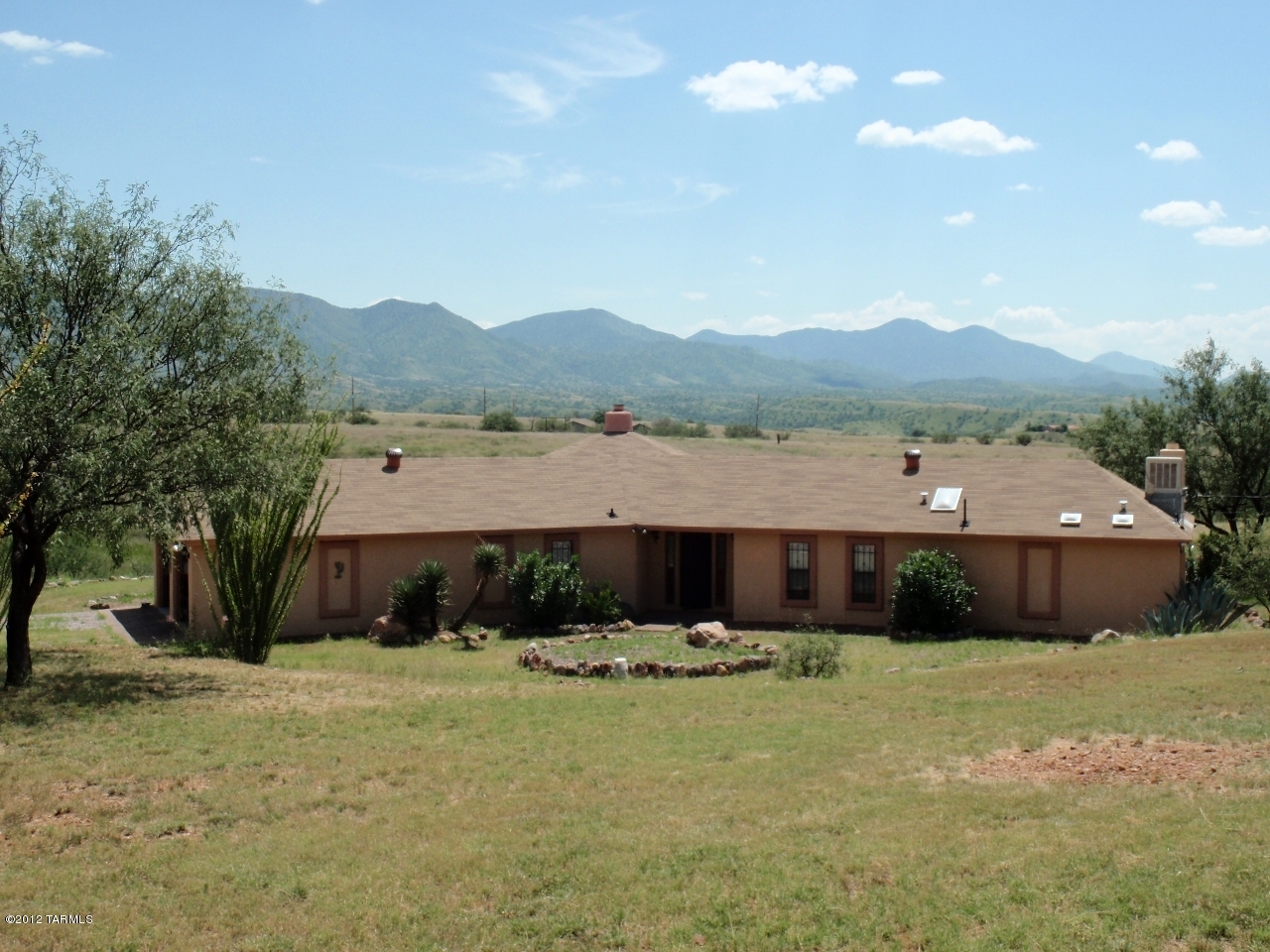 3 Baca Court Nogales, AZ 85621 - Photo 3 of 32
