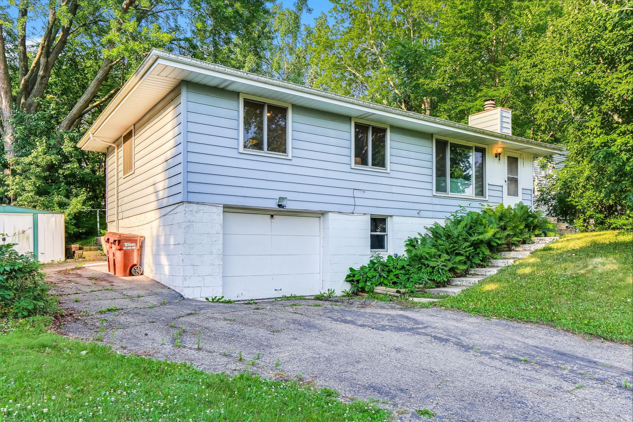 6481 Rath Drive St. Paul, MN 55125 - Photo 2 of 30