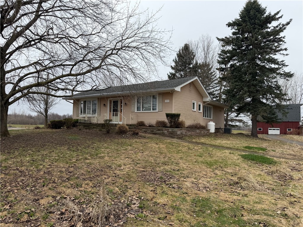 3912 Long Bridge Road Albion, NY 14411 - Photo 2 of 16