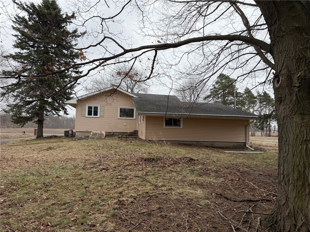 3912 Long Bridge Road Albion, NY 14411 - Photo 9 of 16