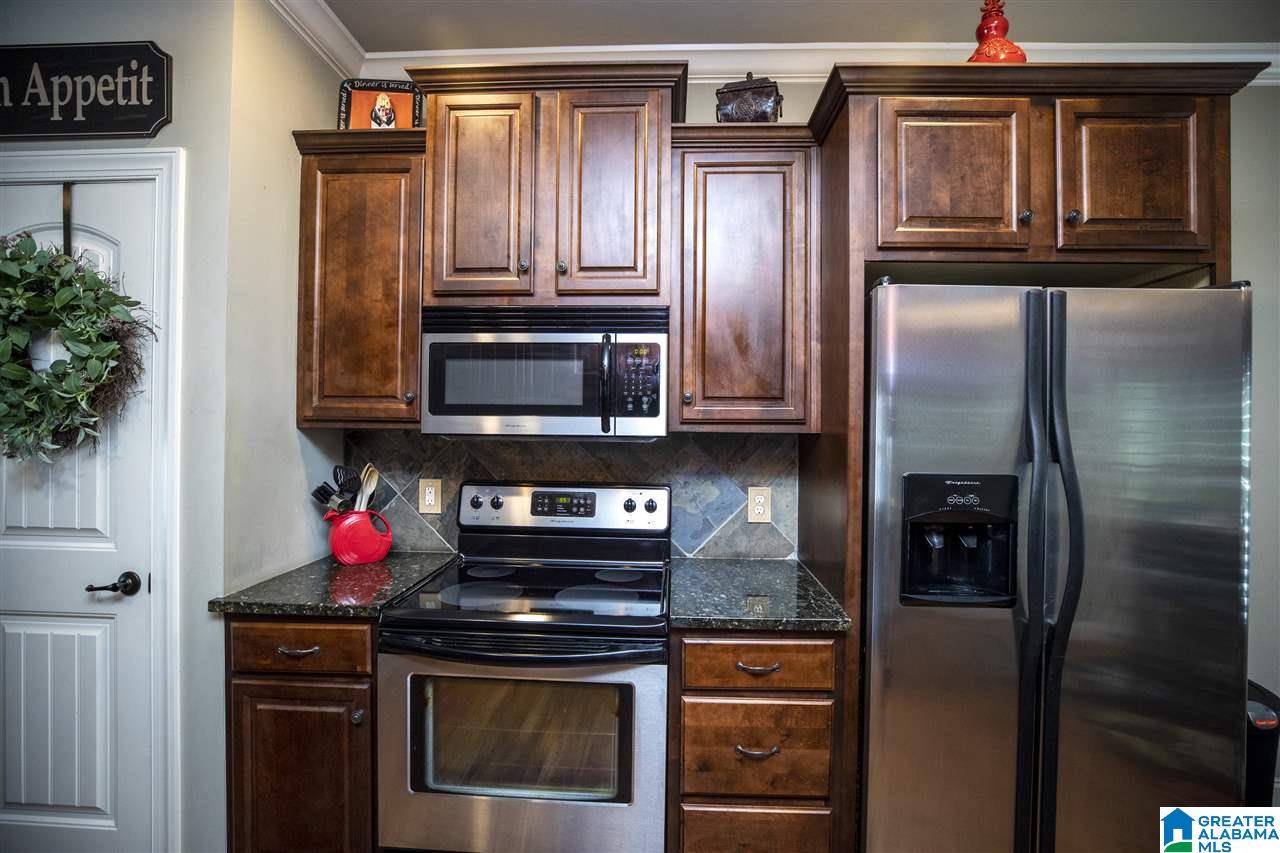 960 Haddington Dale Pelham, AL 35124 - Photo 11 of 46