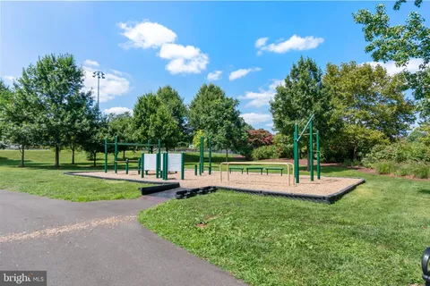 $1,195,000 | 2550 Farmstead Drive, Rockville, MD 20850