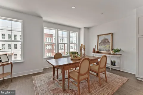 $1,195,000 | 2550 Farmstead Drive, Rockville, MD 20850