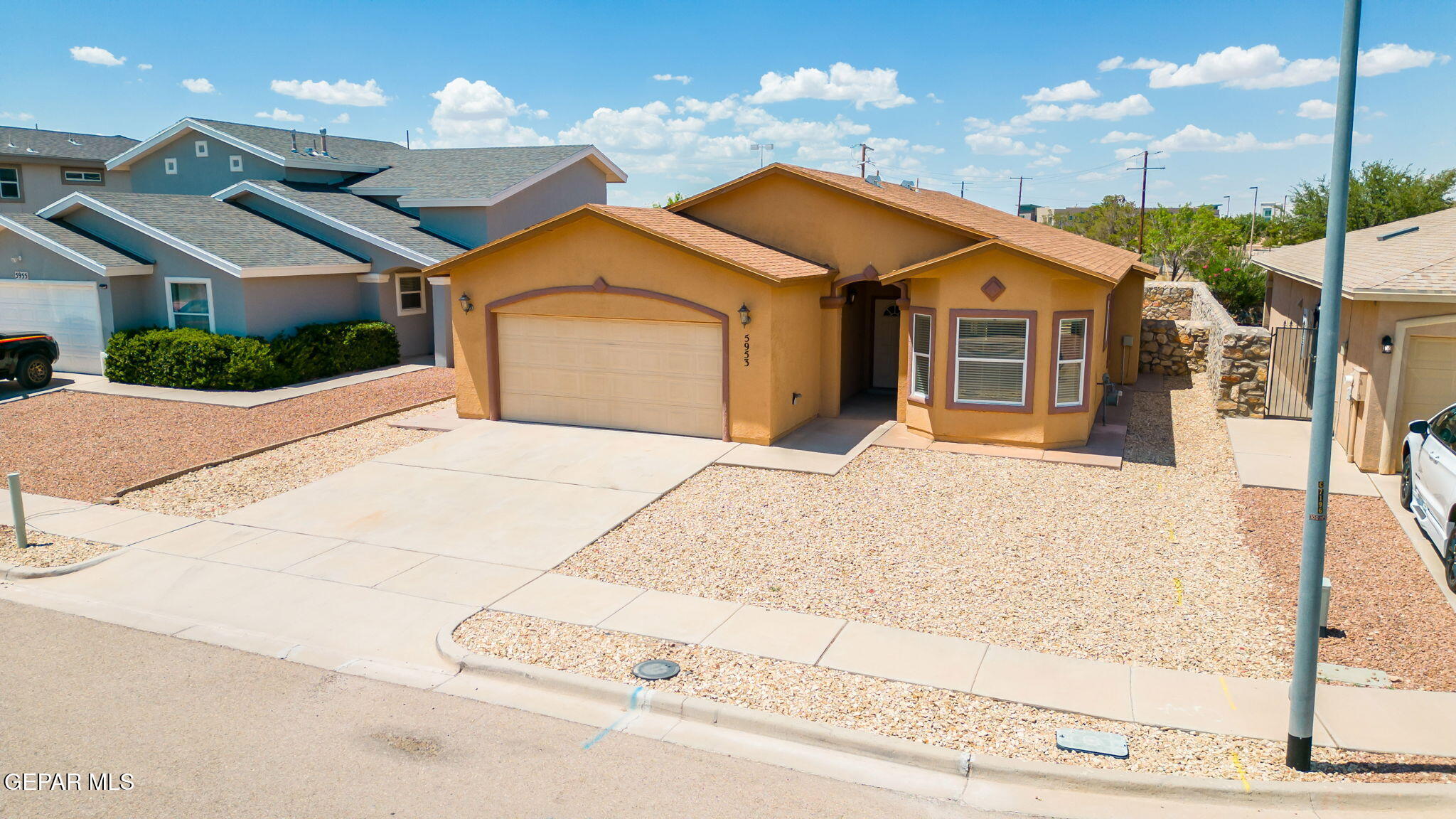 5953 Redstone Rim Drive El Paso, TX 79934 - Photo 39 of 54 5953 Redstone Rim Dr-38