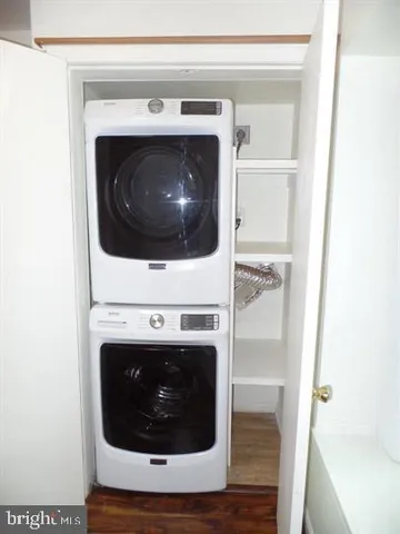 $2,750 | 3699 Persimmon Circle, Fairfax, VA 22031