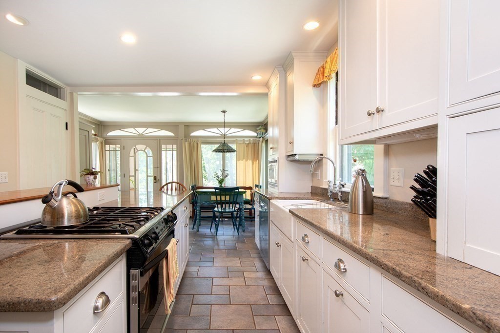 59 Ripley Road Cohasset, MA 02025 - Photo 9 of 36 Gallery Image 9