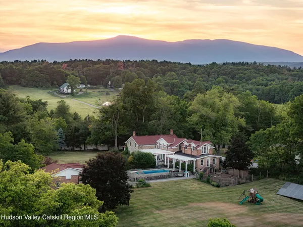 $1,200,000 | 1830 Highway 32, Saugerties, NY 12477